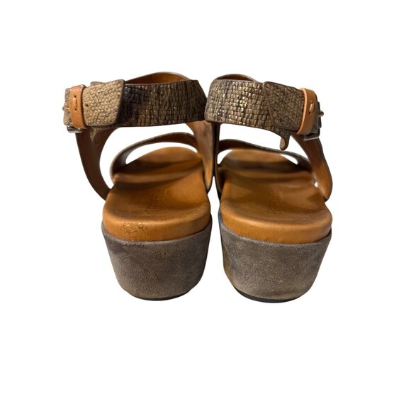 Gentle Souls Womens Strappy Leather Platform Sandals With Adjustable Buckle - Si - Picture 4 of 6